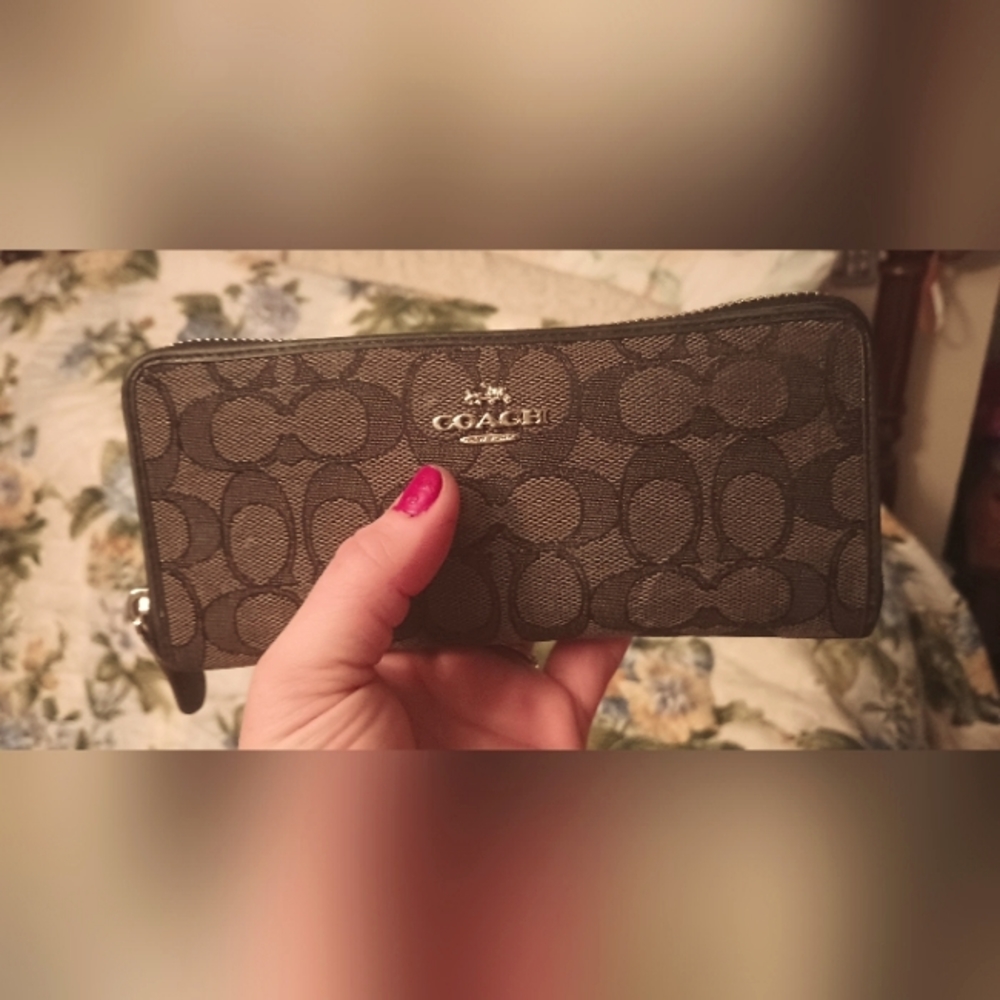 coach wallet